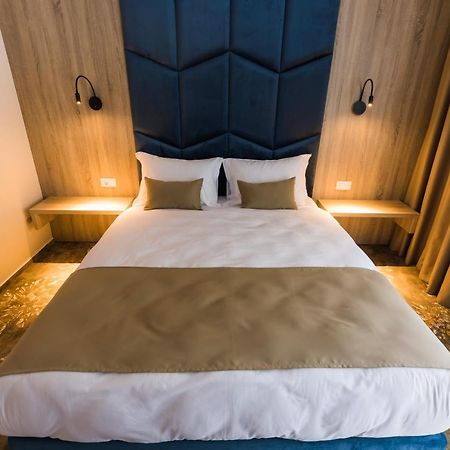 Nedei Hotel&Spa Transalpina Martinie Luaran gambar