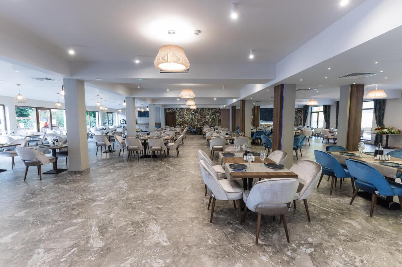 Nedei Hotel&Spa Transalpina Martinie Luaran gambar