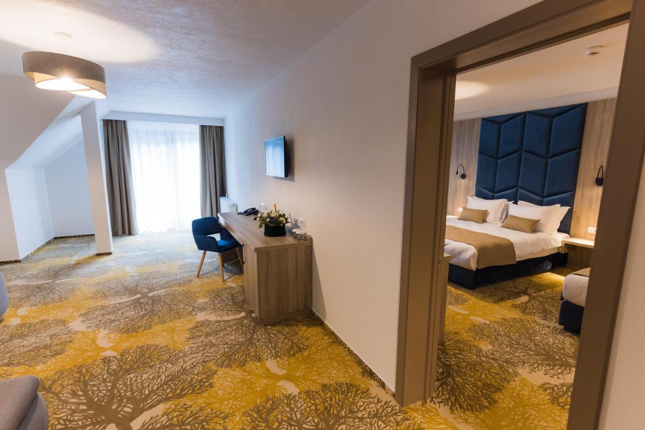 Nedei Hotel&Spa Transalpina Martinie Luaran gambar
