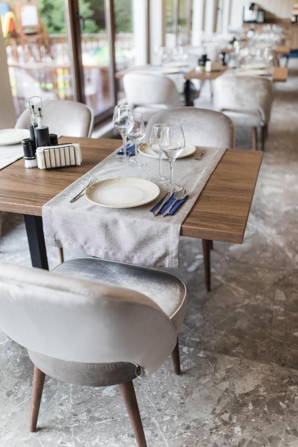 Nedei Hotel&Spa Transalpina Martinie Luaran gambar