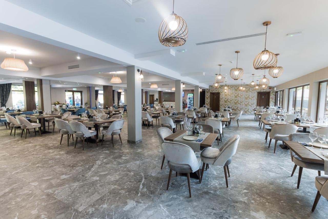 Nedei Hotel&Spa Transalpina Martinie Luaran gambar